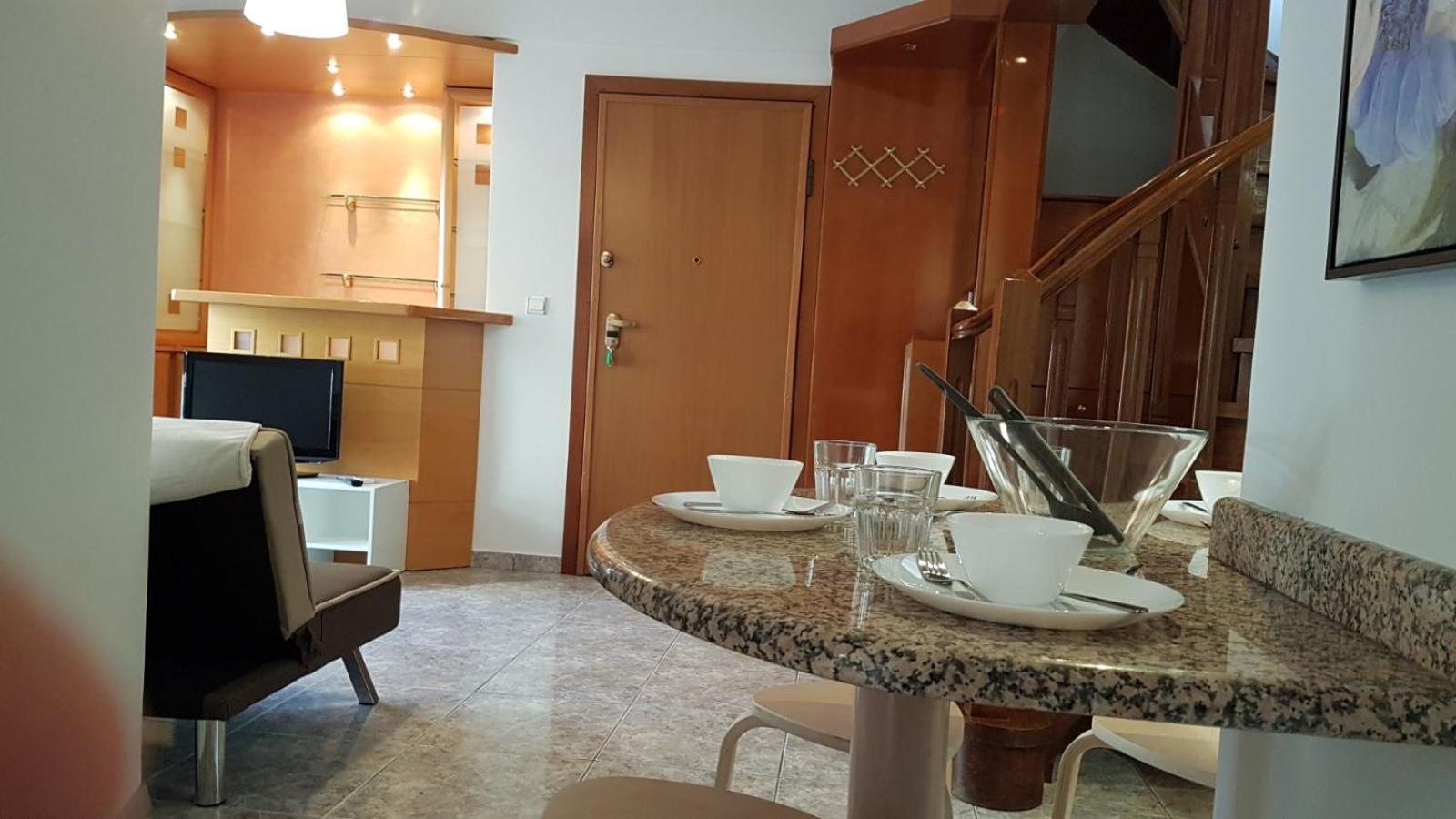 Maisonaitte-Athens Center, 4 Bd, 2 Bath ภายนอก รูปภาพ